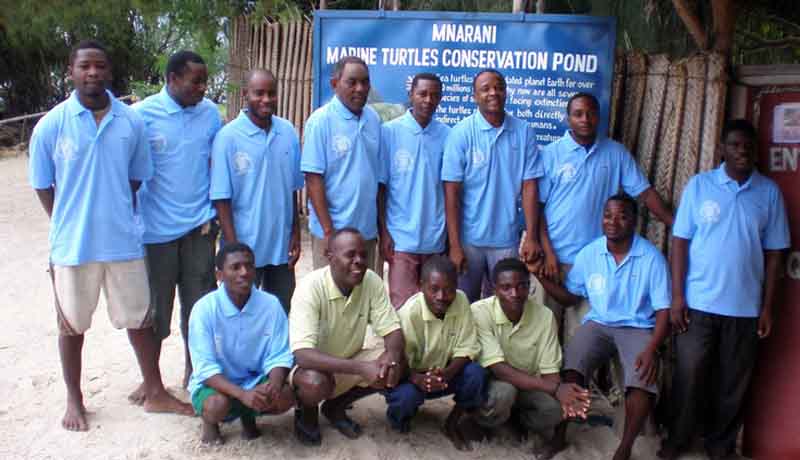 Mnarani Turtle Aquarium team photo